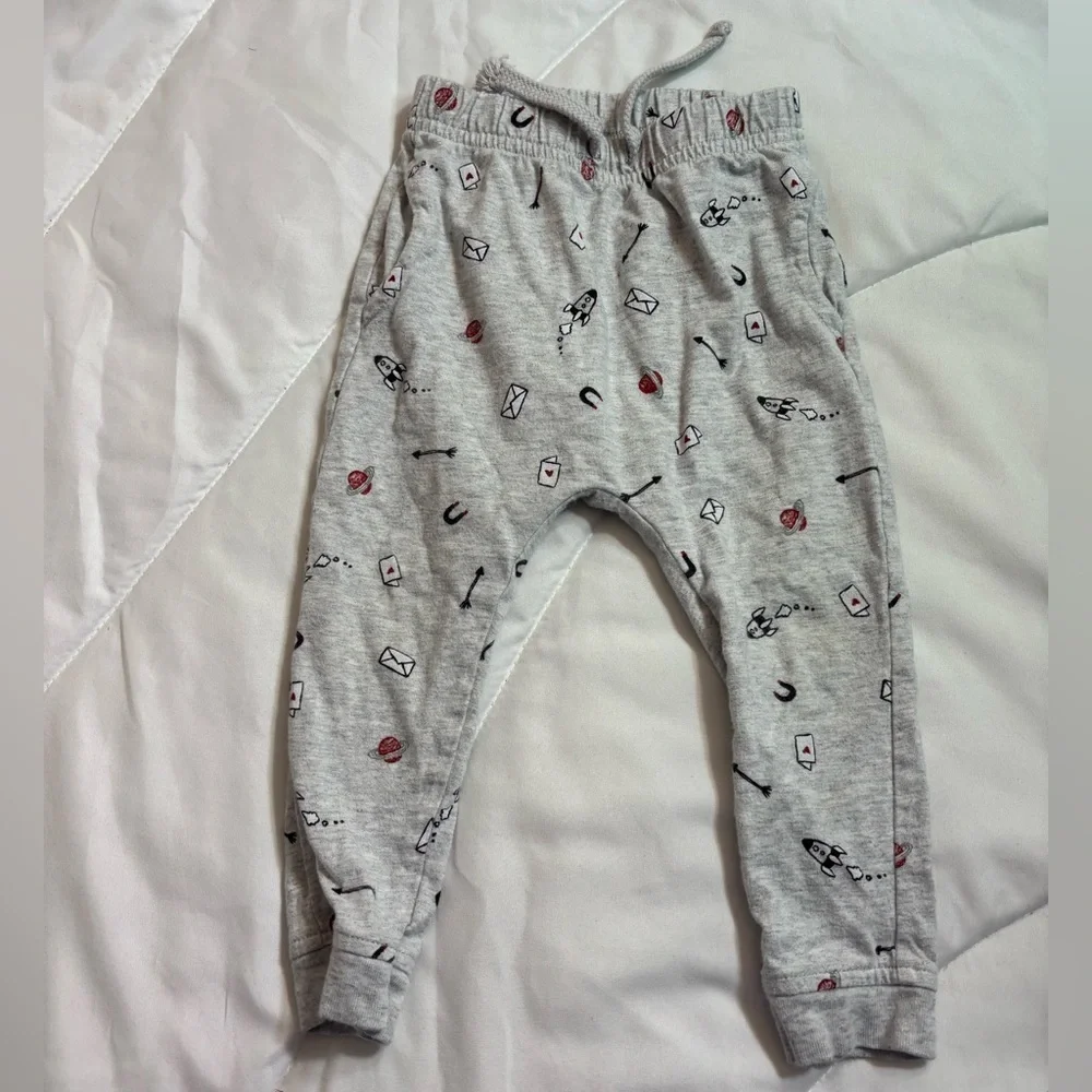 Old Navy Gray Kids Sweatpants space theme- 18-24 months